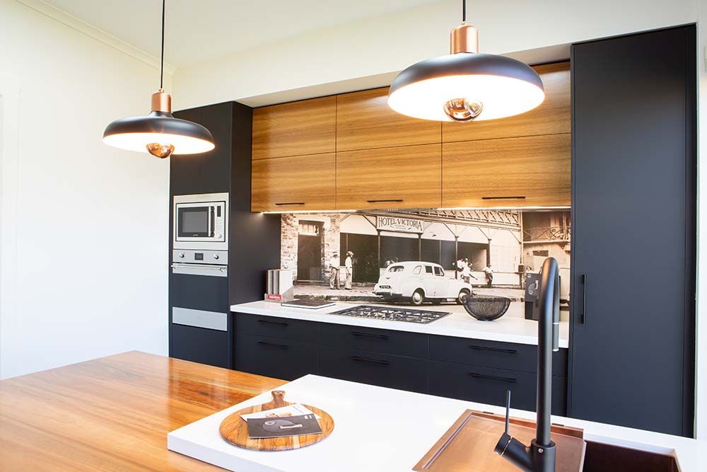 We create stunning home kitchens